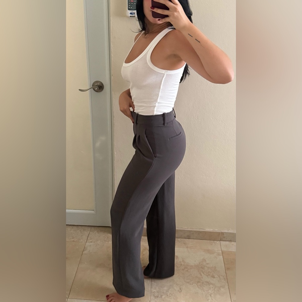 EFFORTLESS Gray Pants